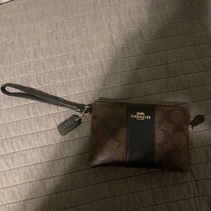 Coach purse/wristlet